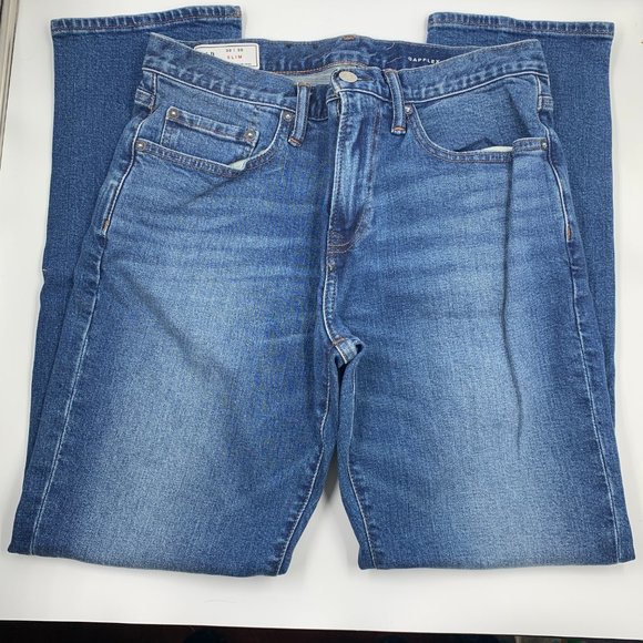 Women's Gap Jeans 👖 — size 30/30 slim fit - Picture 2 of 5